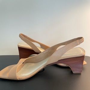 UNISA Tan Sandals